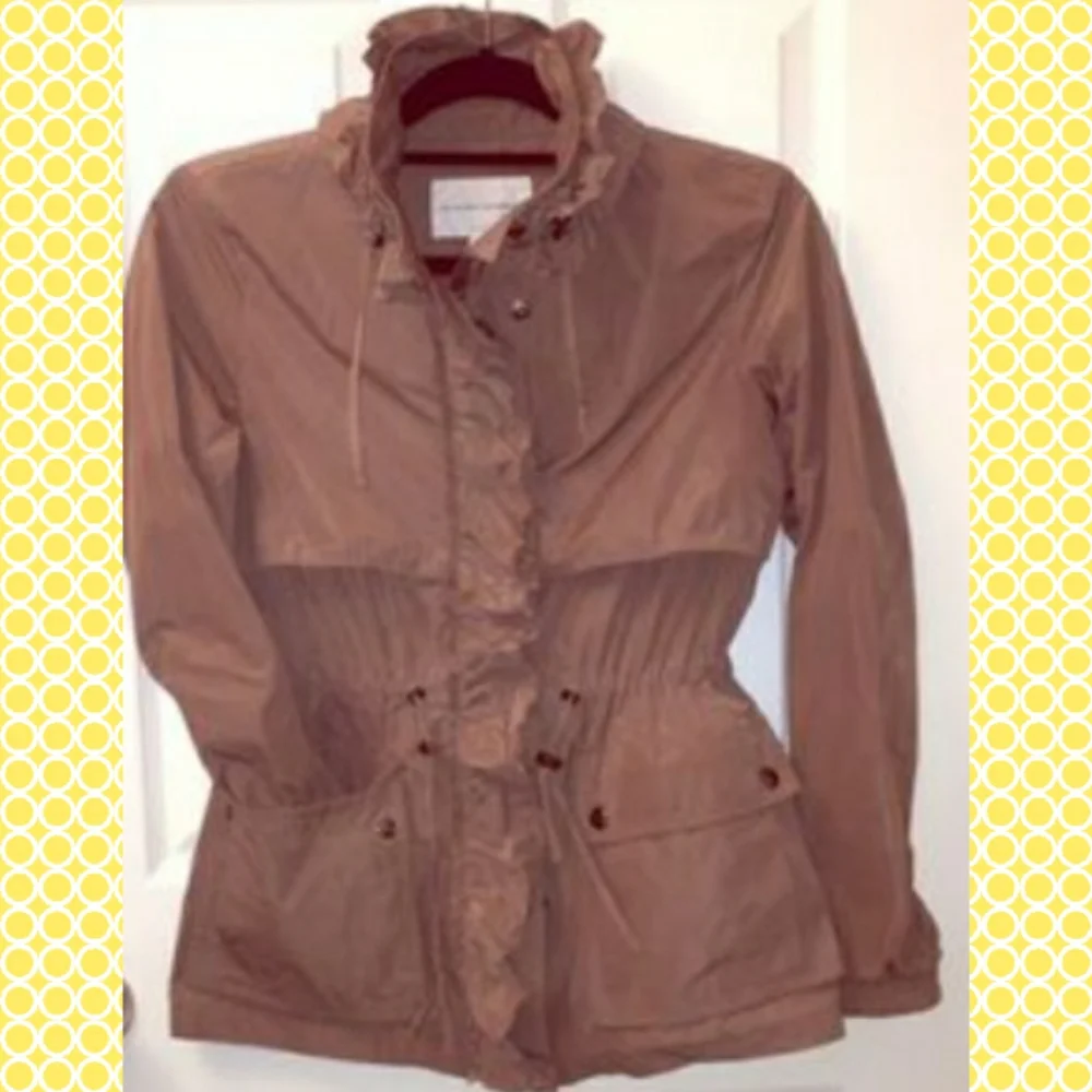 NWOT Banana Republic Windbreaker Vented Rain Coat Jacket
